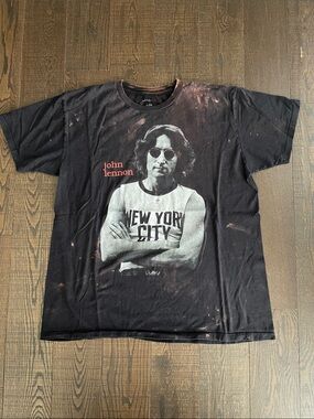 John Lennon t shirt